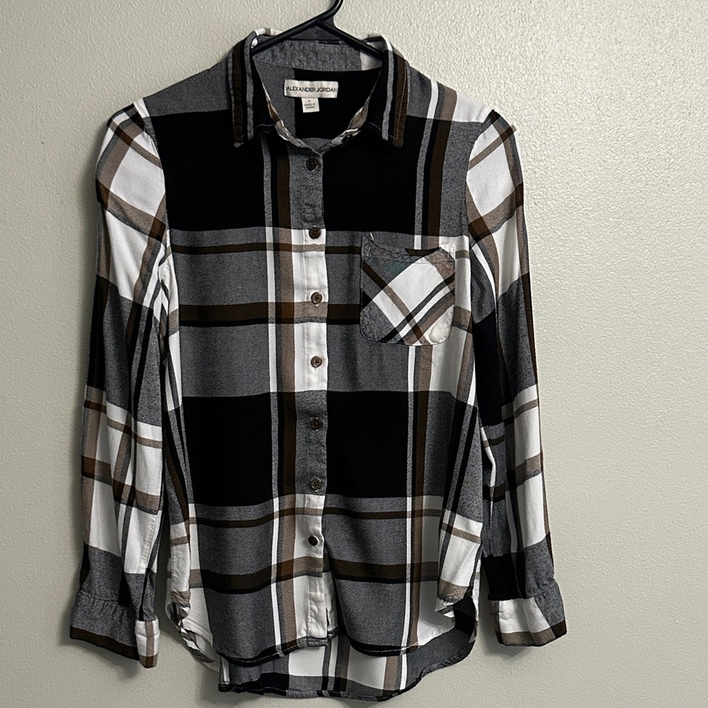 Women’s Plaid Shirt